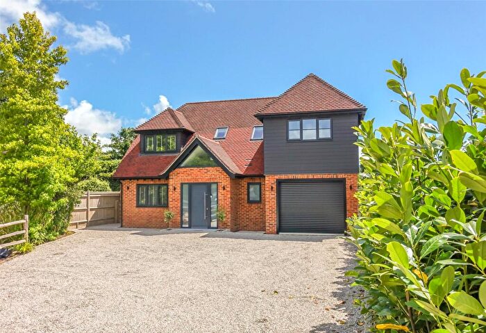 4 Bedroom Detached House For Sale In Amberstone, Hailsham, BN27