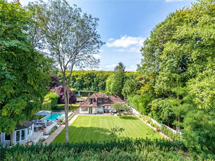 5 Bedroom Detached House For Sale In Shere Road, West Clandon, Guildford, Surrey, GU4