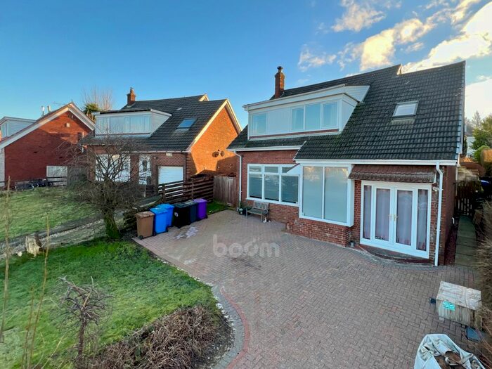5 Bedroom Detached House For Sale In Lomond Crescent, Beith, KA15