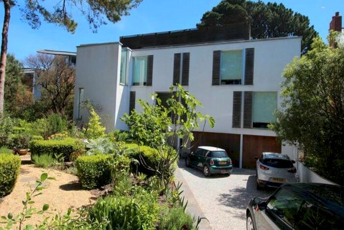 1 Bedroom Flat To Rent In Banks Road, Sandbanks, Poole, BH13