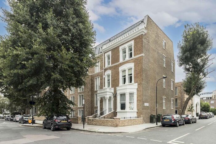 2 Bedroom Flat To Rent In Sinclair Road, London, W14