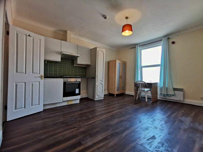 1 Bedroom Studio To Rent In High Road, London, NW10