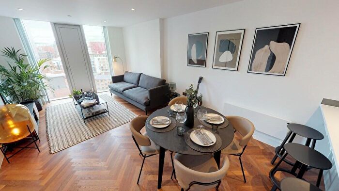 2 Bedroom Apartment To Rent In The Residences Manchester, Greater Manchester, M15