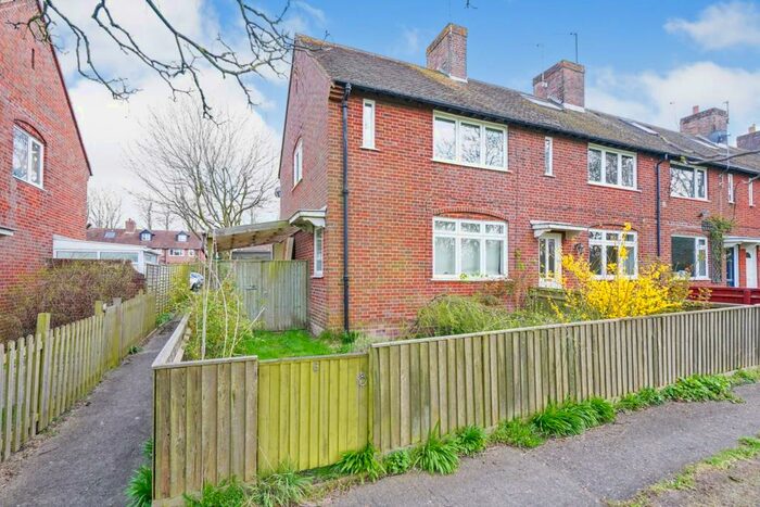 2 Bedroom End Of Terrace House For Sale In North Drive, Harwell, Didcot, OX11