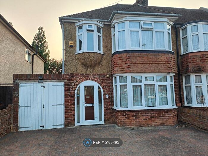 3 Bedroom Semi-Detached House To Rent In Wilson Ave, Rochester, ME1