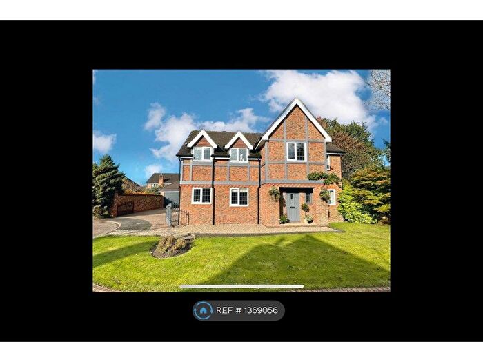 5 Bedroom Detached House To Rent In Westmoreland Close, Bowdon, Altrincham, WA14