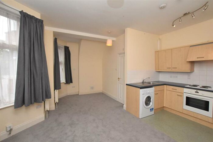 Studio To Rent In Redlands Road, RG1