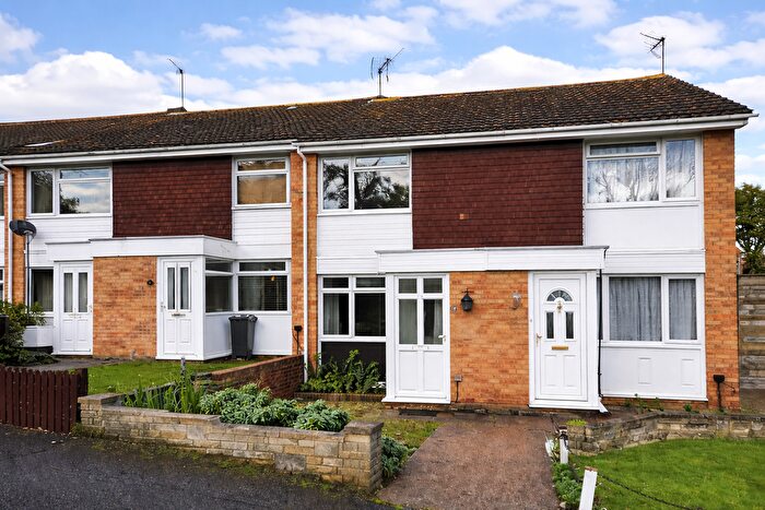 2 Bedroom Terraced House To Rent In Waltham Abbey, EN9