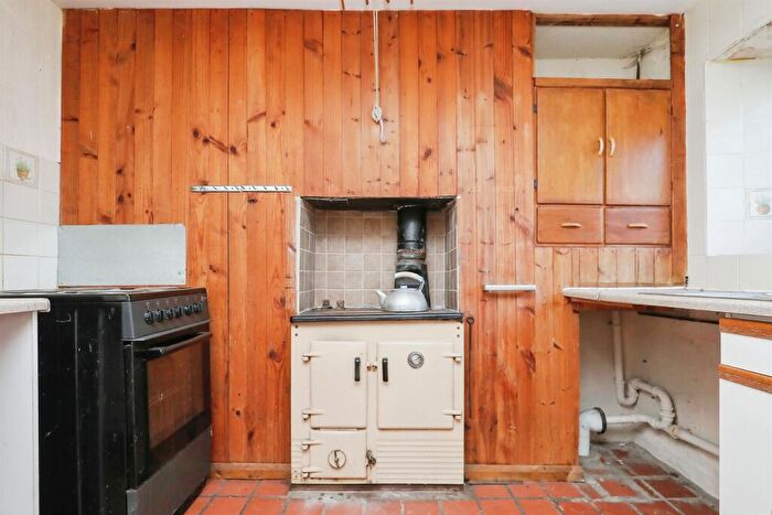 2 Bedroom Cottage For Sale In Lynn Road, Swaffham, PE37