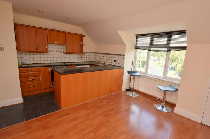 1 Bedroom Flat To Rent In Kingston Road, Ewell, Epsom, Surrey, KT19