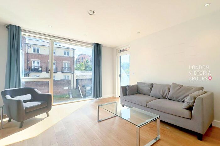 2 Bedroom Apartment To Rent In Iverson Road, London, NW6