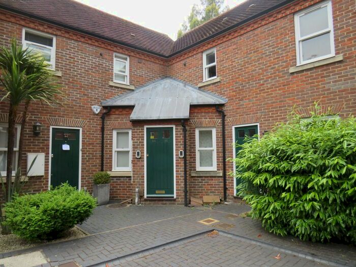 2 Bedroom Flat To Rent In Ryder Seed Mews, Pageant Road, St.Albans, AL1