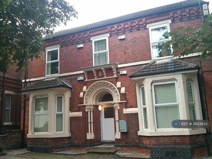 2 Bedroom Flat To Rent In Burns Street, Nottingham, NG7