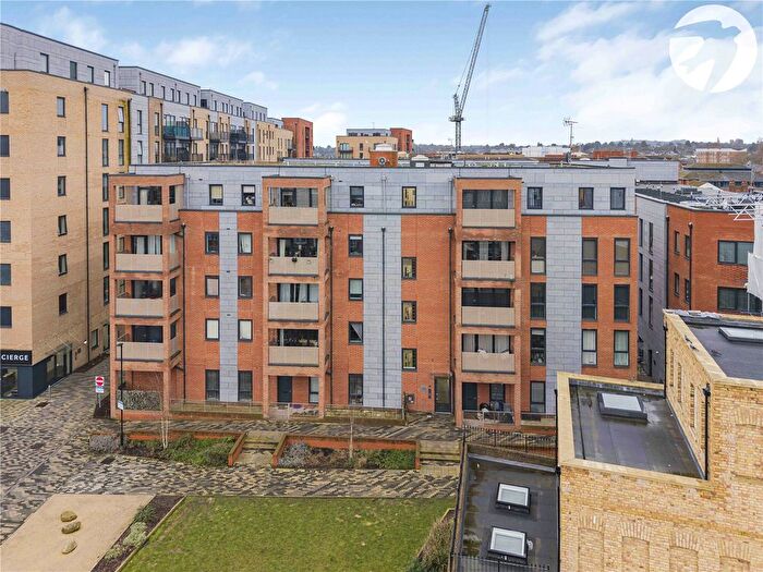 1 Bedroom Flat For Sale In Brewers Square, Dartford, Kent, DA1