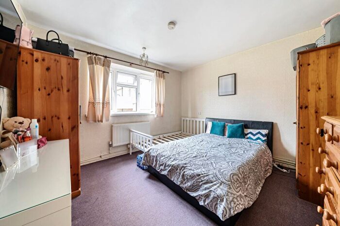 2 Bedroom Flat To Rent In Baizdon Road, London, SE3