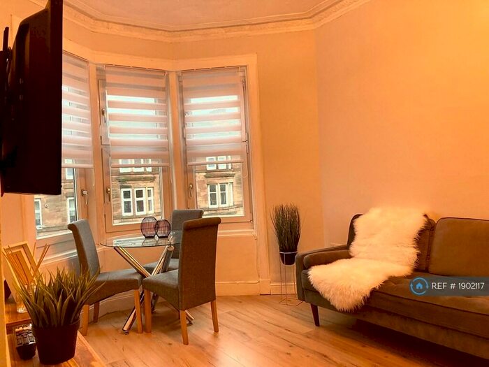 2 Bedroom Flat To Rent In Tollcross Road, Glasgow, G31