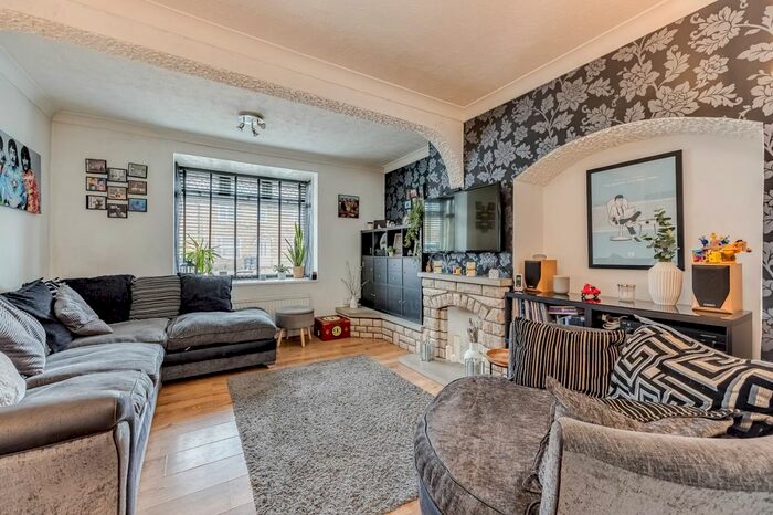 3 Bedroom Terraced House To Rent In Beeleigh Road, Morden, SM4