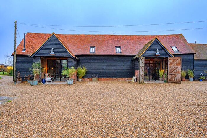 3 Bedroom Barn Conversion For Sale In Kimpton Road, Kimpton, SG4