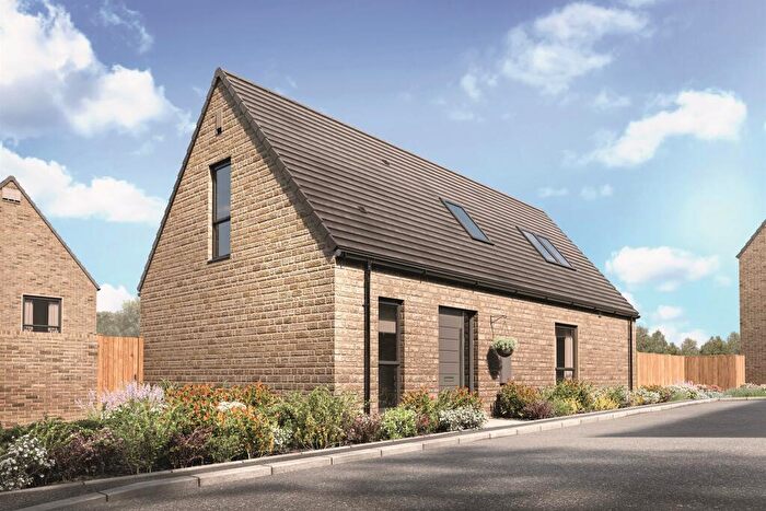 2 Bedroom Detached House For Sale In Blunsdon Hill, Blunsdon, Swindon, SN26