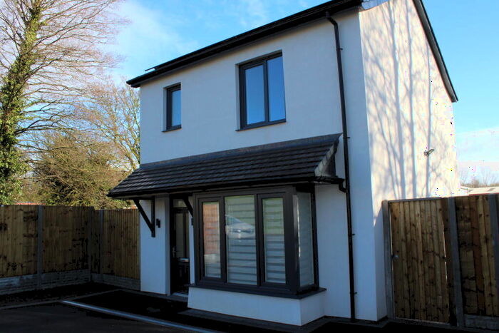 3 Bedroom Detached House To Rent In Greenfield, Holywell, CH8