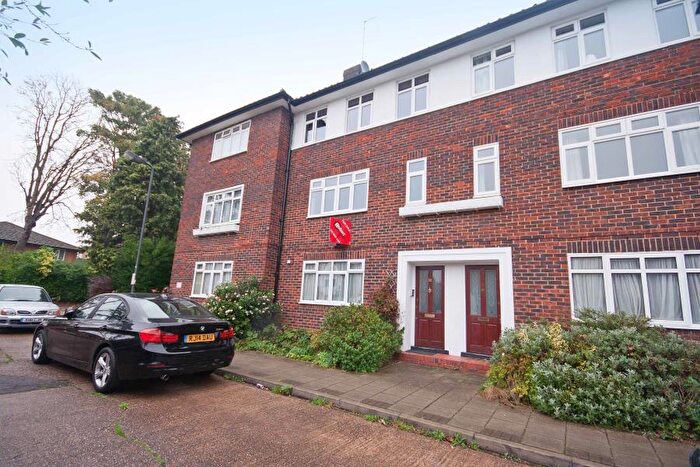 3 Bedroom Duplex To Rent In Montesole Court, HA5