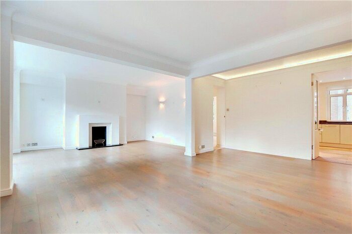 4 Bedroom Flat To Rent In Onslow Crescent, London, SW7