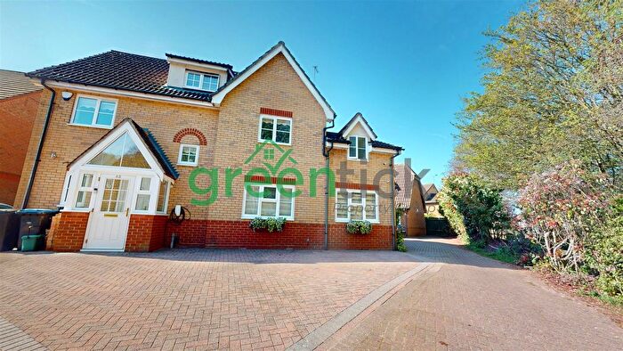 5 Bedroom Detached House To Rent In Denby Grange, Harlow, CM17