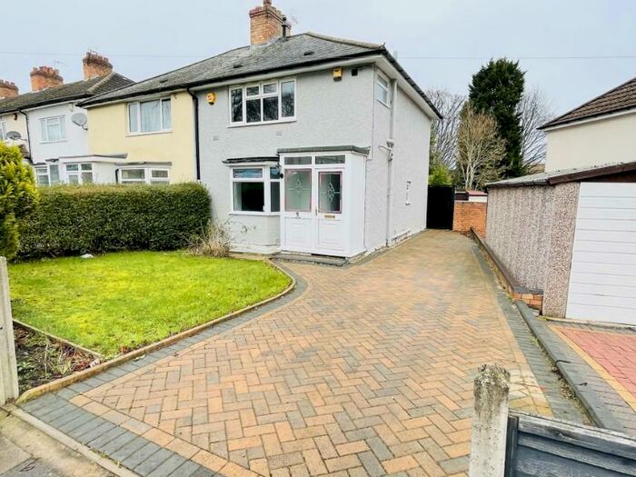 3 Bedroom Semi-Detached House To Rent In Pendeen Road, Yardley Wood, Birmingham, B14