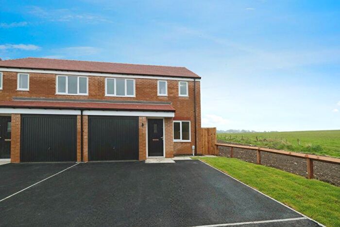 3 Bedroom Semi-Detached House For Sale In Shearwater Drive, Amble, NE65
