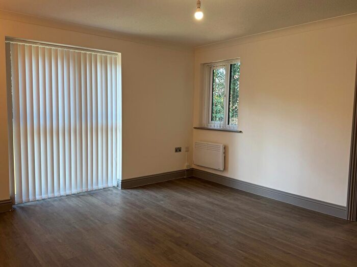 2 Bedroom Apartment To Rent In Beech Grove, PR1