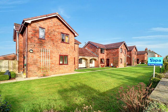 2 Bedroom Flat For Sale In Whittingham Lane, Preston, PR3