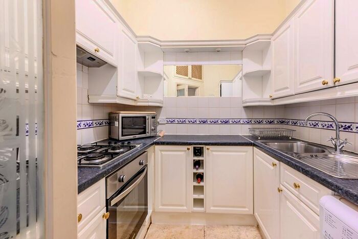 2 Bedroom Flat To Rent In Rosary Gardens, Chelsea, London, SW7