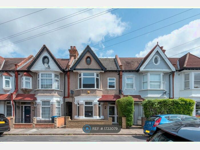 5 Bedroom Terraced House To Rent In Ashbourne Road, Mitcham, CR4