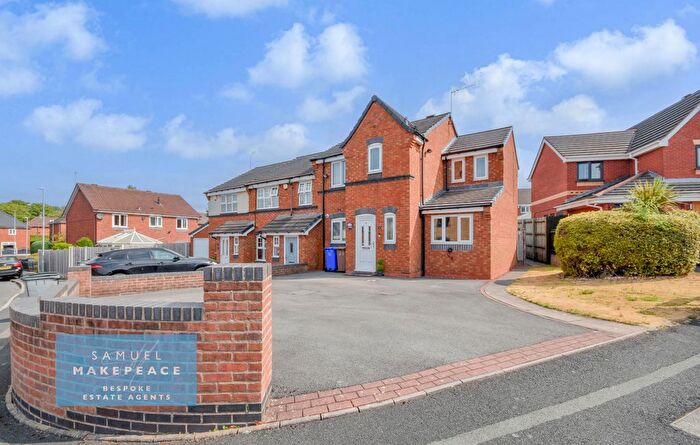 3 Bedroom Semi-Detached House For Sale In Tudor Rose Way, Norton Heights, Stoke On Trent, ST6