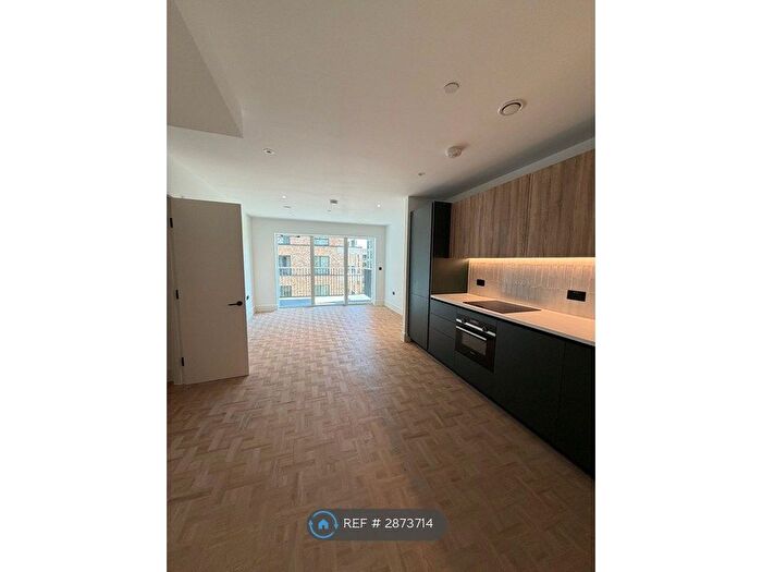 1 Bedroom Flat To Rent In Danvers Avenue, London, SW11