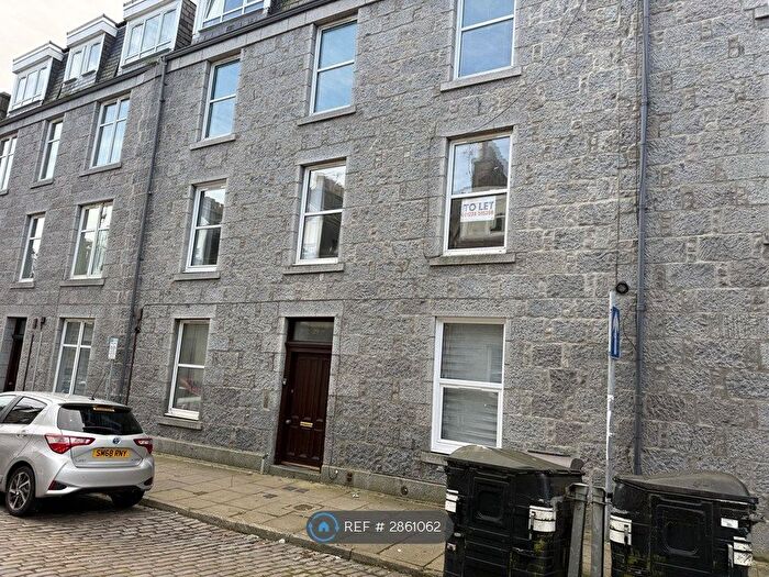 1 Bedroom Flat To Rent In Ashvale Place, Aberdeen, AB10