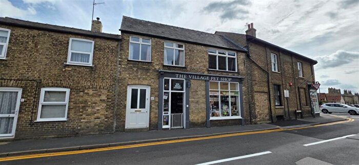 2 Bedroom Flat To Rent In High Street, Somersham, PE28