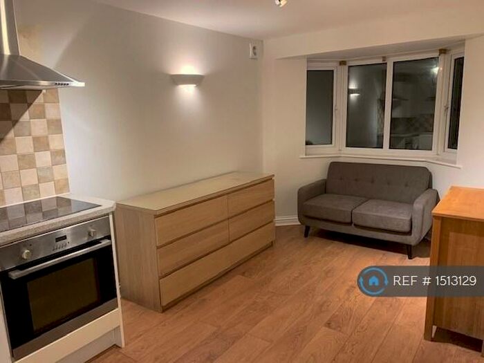 1 Bedroom Flat To Rent In Phipps Road, Oxford, OX4