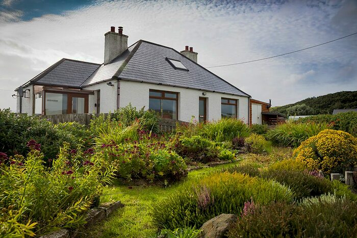 3 Bedroom Detached House For Sale In Ose, Struan, IV56