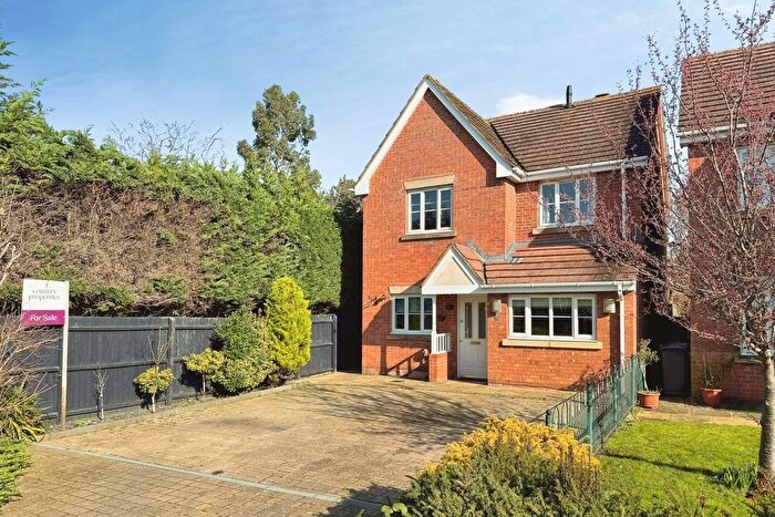 3 Bedroom Detached House For Sale In Beaumont Road, Flitwick, MK45