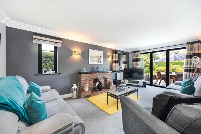 4 Bedroom Detached House For Sale In Warbrook Lane, Eversley, RG27