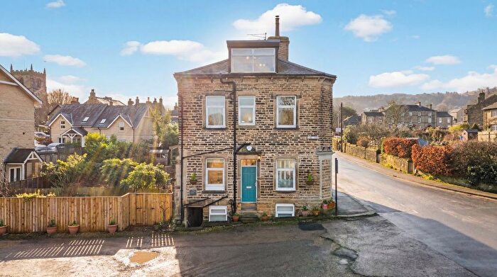 4 Bedroom End Terrace House For Sale In Bridge Lane, Ilkley, West Yorkshire, LS29