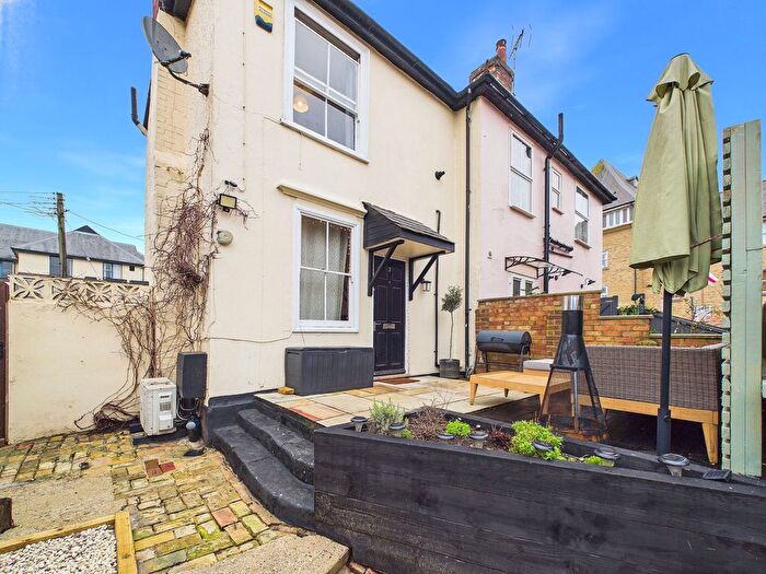 1 Bedroom Terraced House For Sale In Railway Street, Braintree, CM7