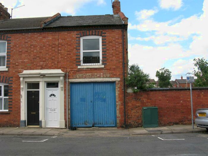 1 Bedroom Flat To Rent In Somerset Street, Northampton, NN1