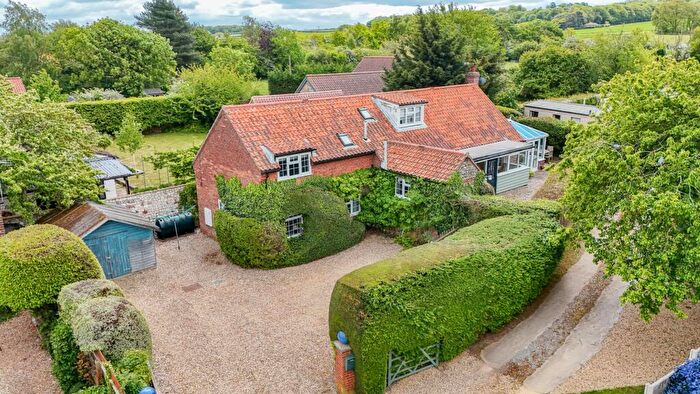 4 Bedroom Detached House For Sale In Main Road, Brancaster, Norfolk, PE31