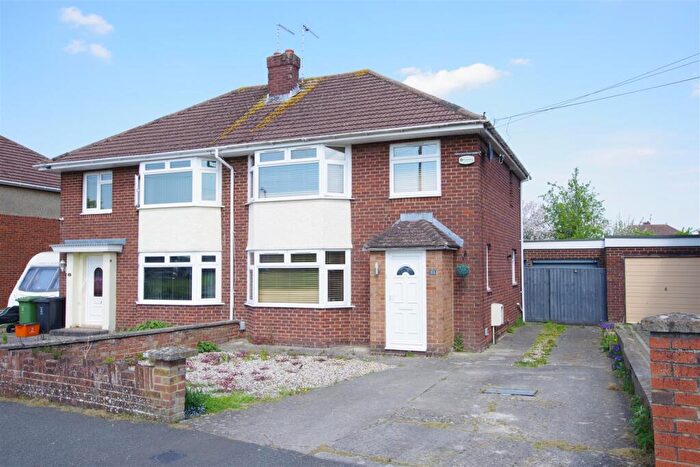 3 Bedroom Semi-Detached House For Sale In Eastern Avenue, Old Walcot, Swindon, SN3