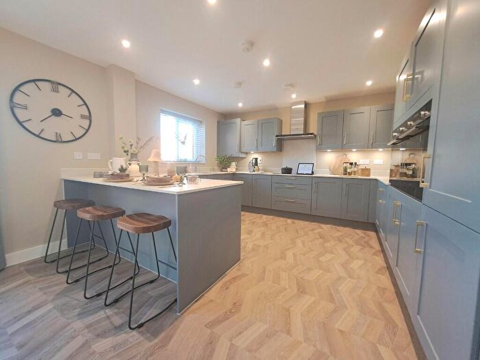 4 Bedroom Detached House To Rent In The Four Acres, Frome, Somerset, BA11