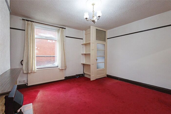 2 Bedroom Terraced House For Sale In Delph New Road, Delph, Oldham, Greater Manchester, OL3