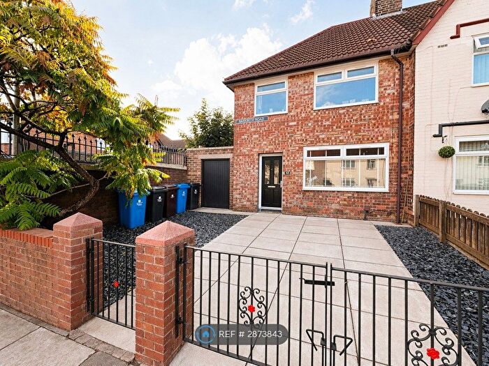 3 Bedroom End Of Terrace House To Rent In Barkbeth Road, Liverpool, L36