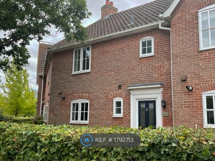 3 Bedroom Terraced House To Rent In Bluebell Avenue, Bury St. Edmunds, IP32